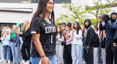 Photos provided by Robby Mullikin.
Kentwoods Diya Thomas walks by her schoolmates.